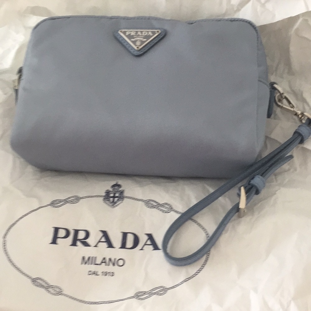 NEW Prada Milan Contenitor Vela purse/wristlet.